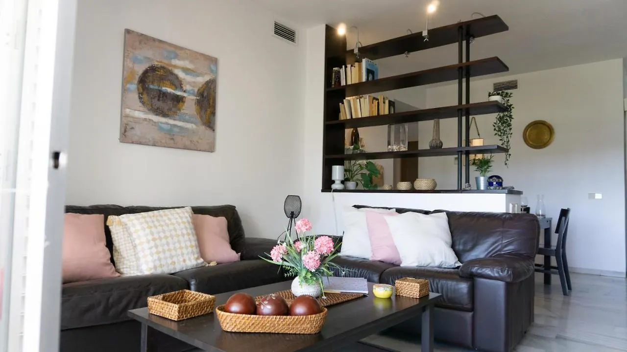 Apartamento En Aloha Con Golf Y Piscina En Marbella Puerto Banus Apartment