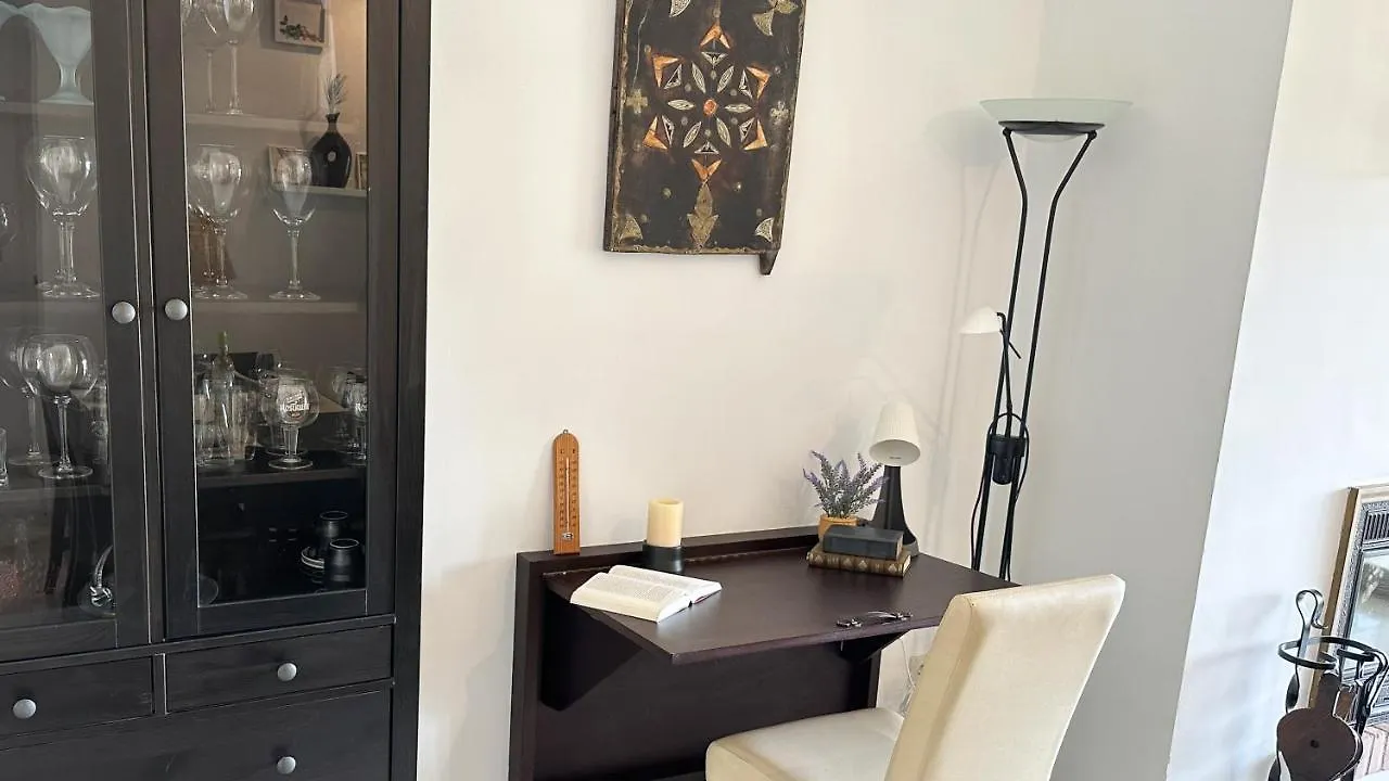 Apartamento En Aloha Con Golf Y Piscina En Marbella Puerto Banus