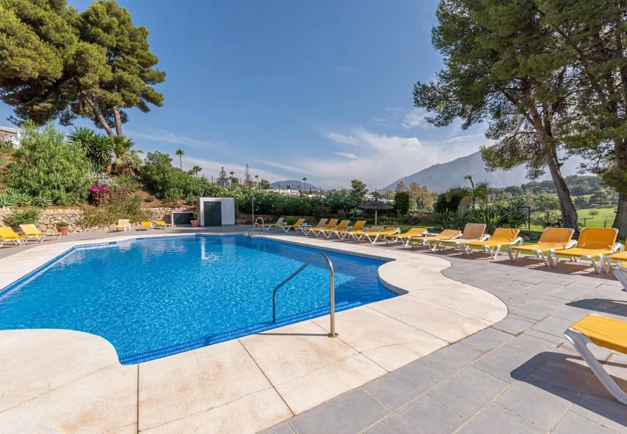 Apartamento En Aloha Con Golf Y Piscina En Marbella Puerto Banus 0*,  Spain